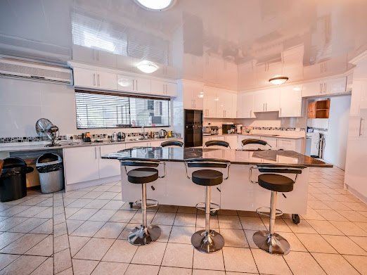 5 Bedroom Property for Sale in Langenhovenpark Free State